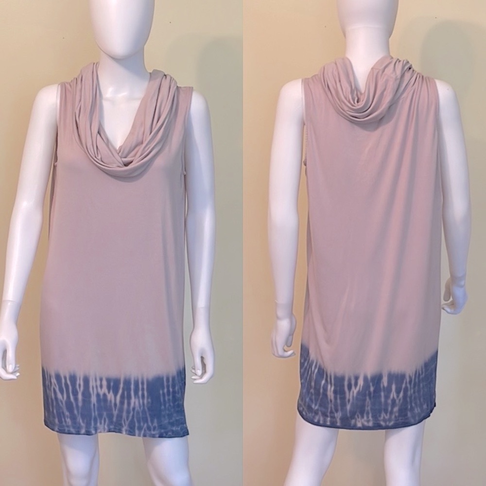 Chatoyant Sleeveless Cowlneck Dress. Size L. P/250/A1500